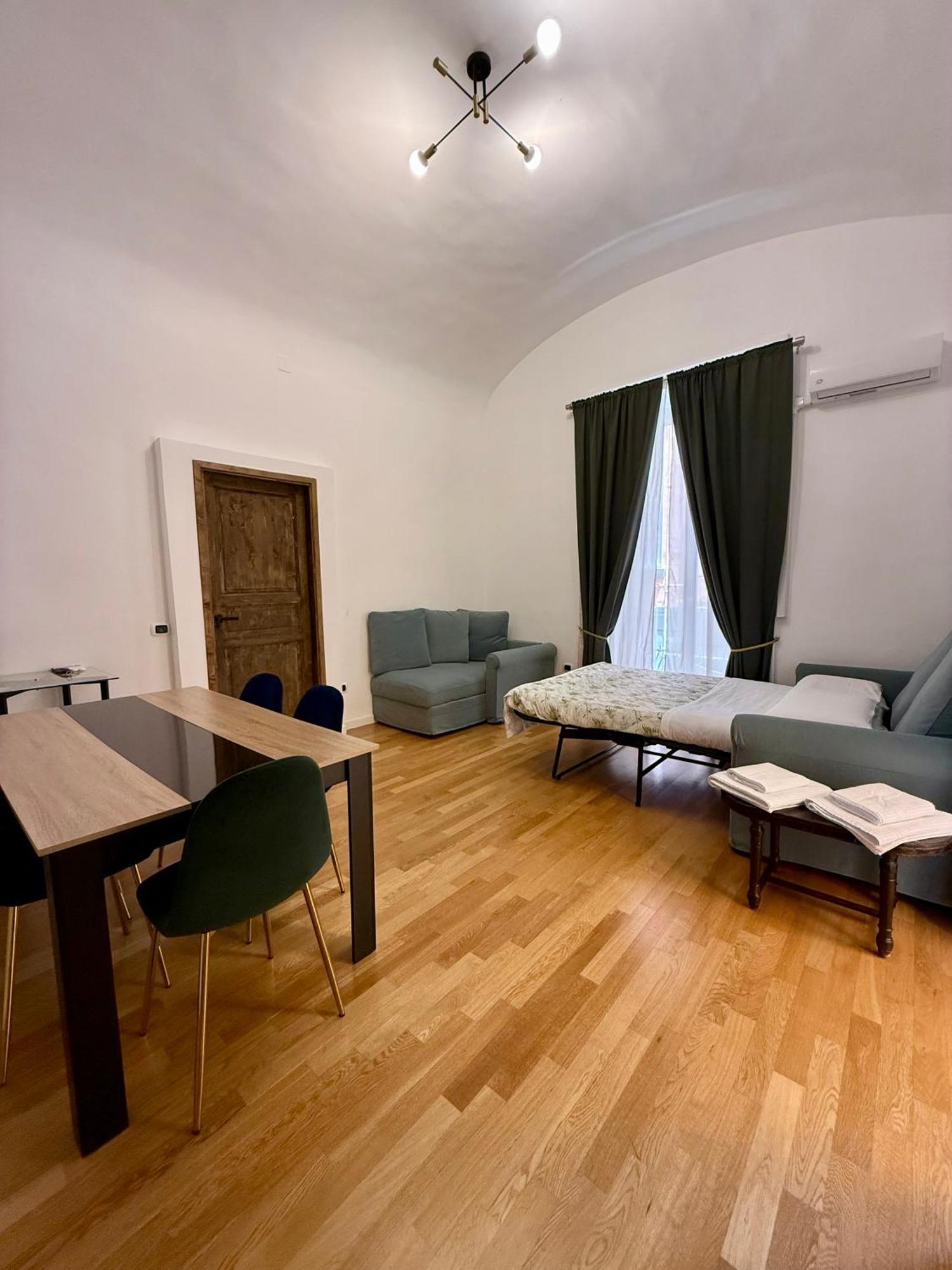 Holiday Houses Napoli Ngoại thất bức ảnh
